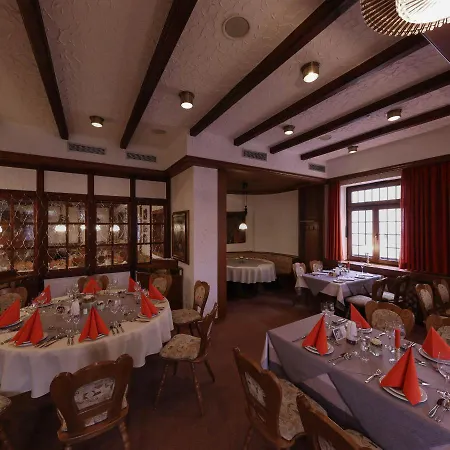 מלון Felsenkeller 3*