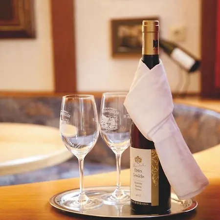 מלון Felsenkeller