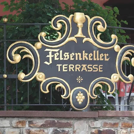 Felsenkeller فندق روديسهايم ام رين
