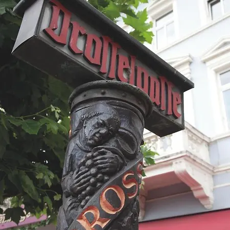 מלון Felsenkeller 3*