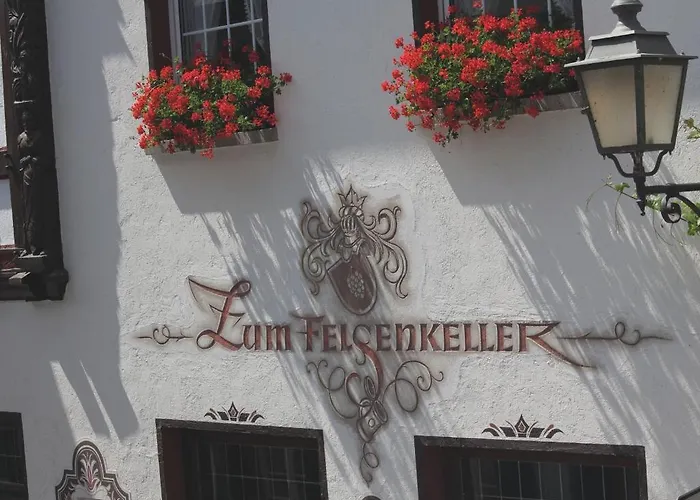 Hotel Felsenkeller 3*